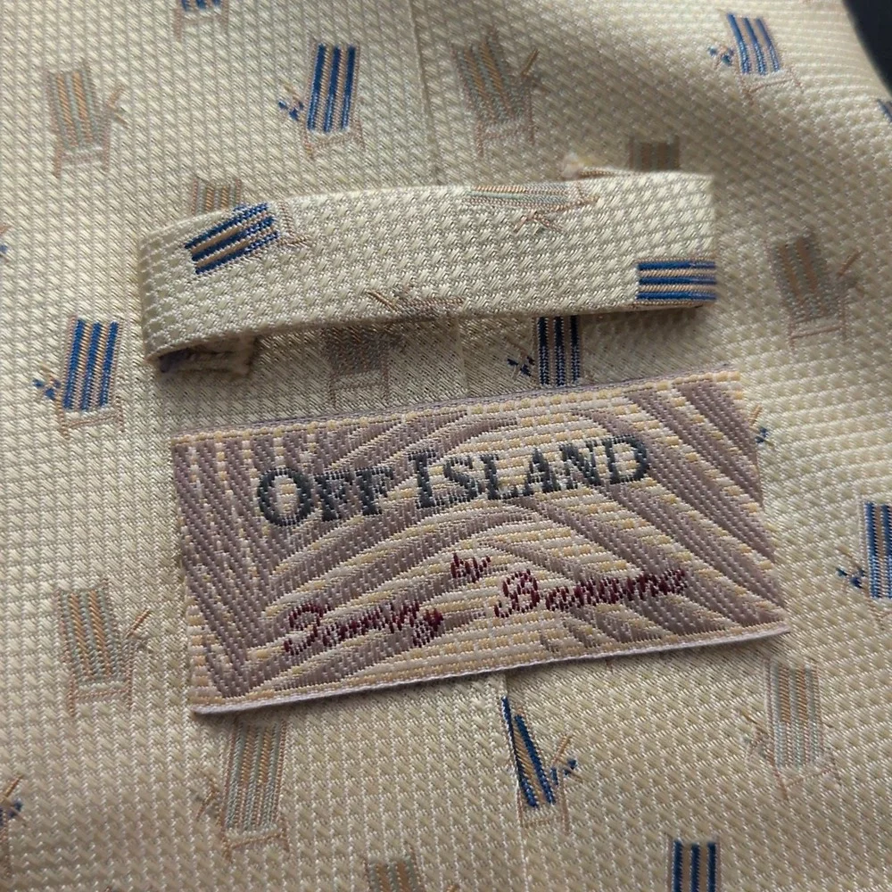 Tommy Bahama Off Island Necktie Mens Yellow‎ Silk Deck Chair Beach Pattern 58